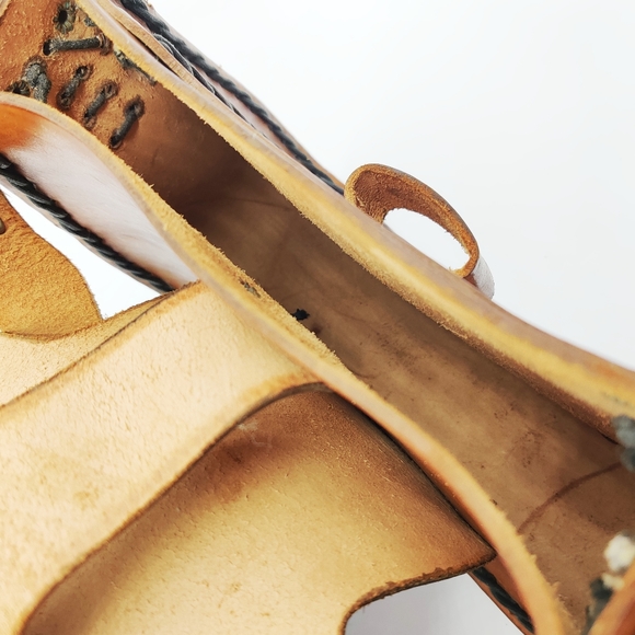 Vintage Hand Tooled Bag - Picture 9 of 9